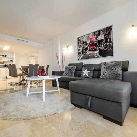 Espanhouse Elvis Apartment トレビエハ エクステリア 写真